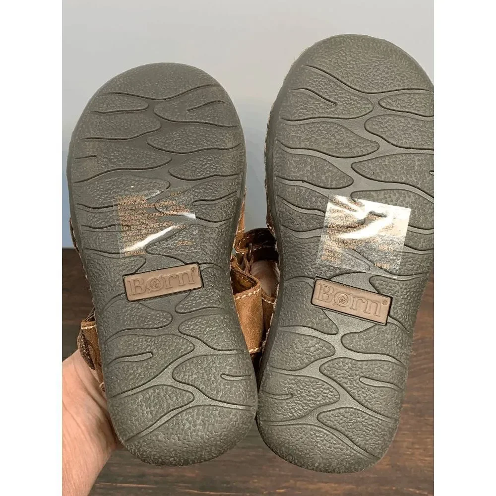 NWT Born Kids Boys Strappy Outdoor Comfort Sandals Hook and Loop Brown US 11